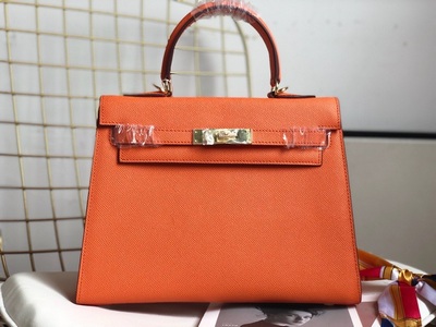 Hermes Handbags 525